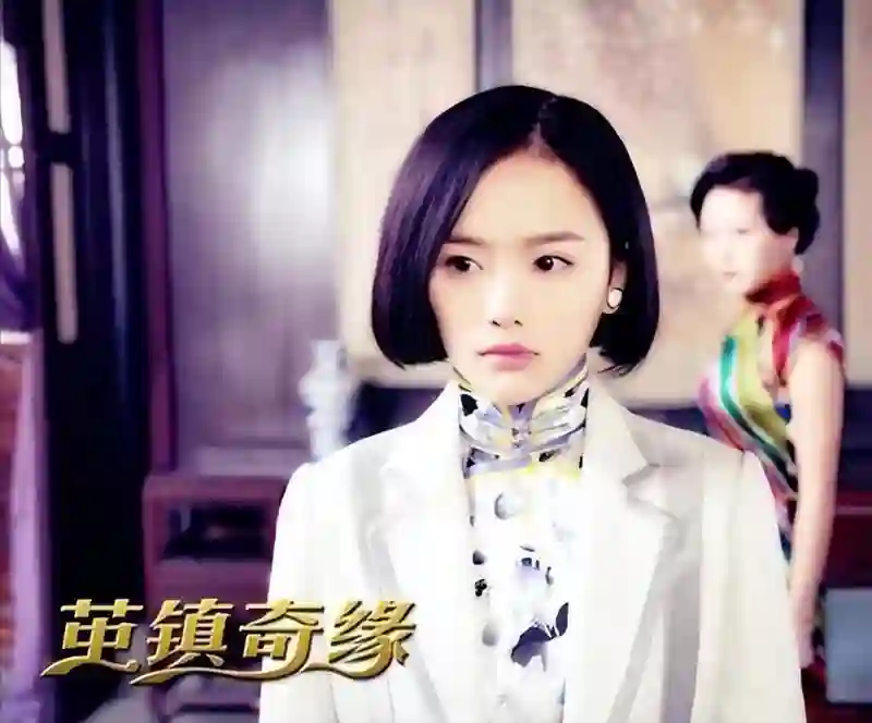 晚晚直播再掀争议：红极一时的“豆瓣三大女神”，为何全塌房了？
