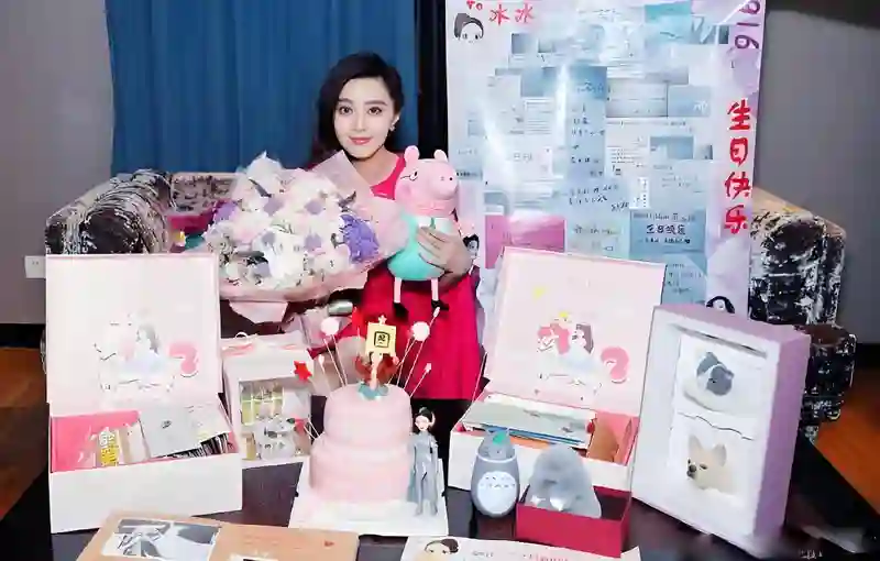 卖粉丝礼物，反要粉丝道歉？曾黎现身回应，网友：不火是有原因的