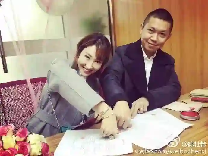 王一博于适背后的女大佬，电影圈最会赚钱的制片人陈祉希