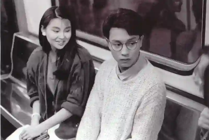 息影21年，60岁张曼玉近况曝光：独居贫民区，穿19元地摊货，不婚无子，活得太飒了！