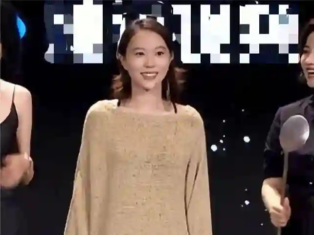 王菲女儿窦靖童，“整容式”亮相上海电影节，天后基因太强大