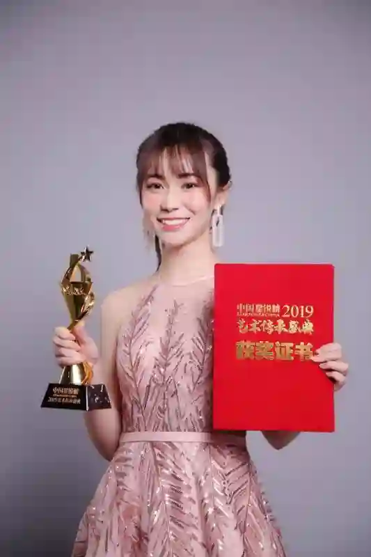 原来他们是父女，这几个娱乐圈父女给观众留下深刻印象，演技优秀