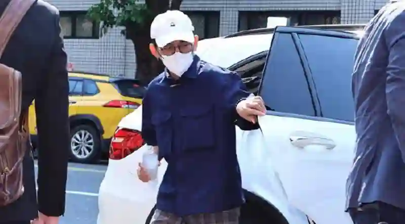 黄子佼案二审今日开庭，已私下与 16 名被害人和解
