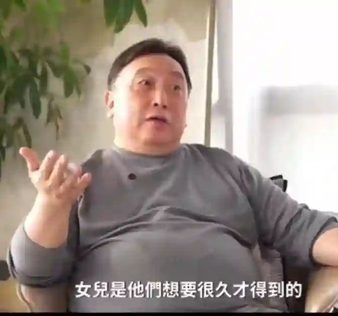王晶曝刘德华和朱丽倩恋爱过程！感叹：当刘太很辛苦 几个月才能见一次