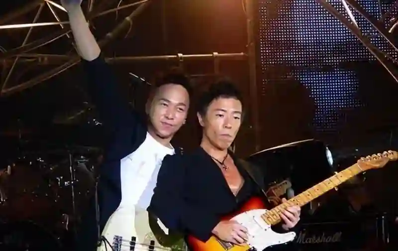 6对男星势同水火：王思聪汪小菲互怼，富二代恩怨深