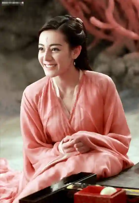30到40岁，至今单身的5位“女神”，活的一个比一个滋润