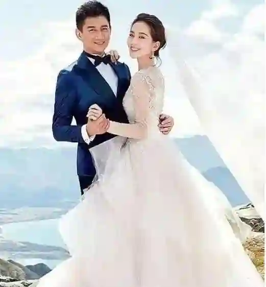 刘诗诗婚姻状况成谜，离婚进行中？台媒曝，今明两年或官宣？