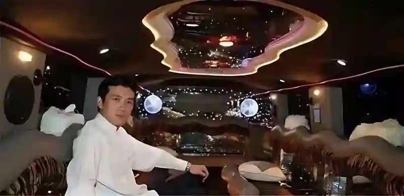 黄圣依也没想到吧？离婚才6个月，她的前夫杨子越来越“抽象”了