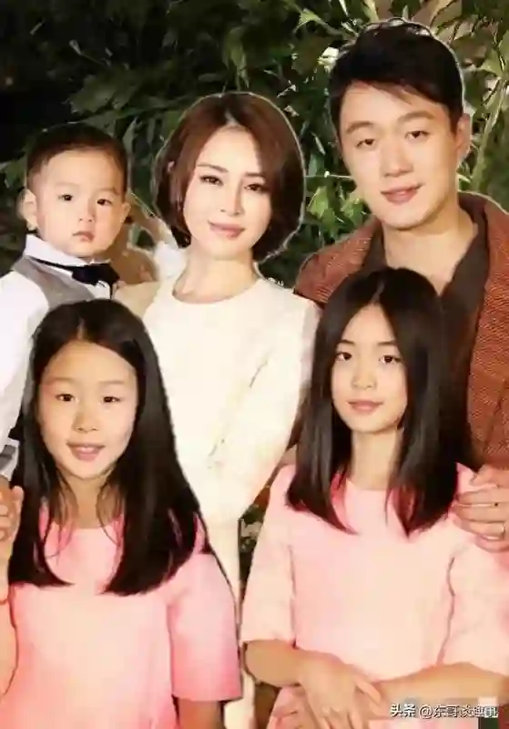 佟大为老婆关悦的脸好吓人，肿成了奶白馒头，脸上打了多少针呀？