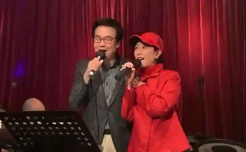 香港知名女星像癌症末期病人，身材消瘦双颊凹陷，体重不到80斤