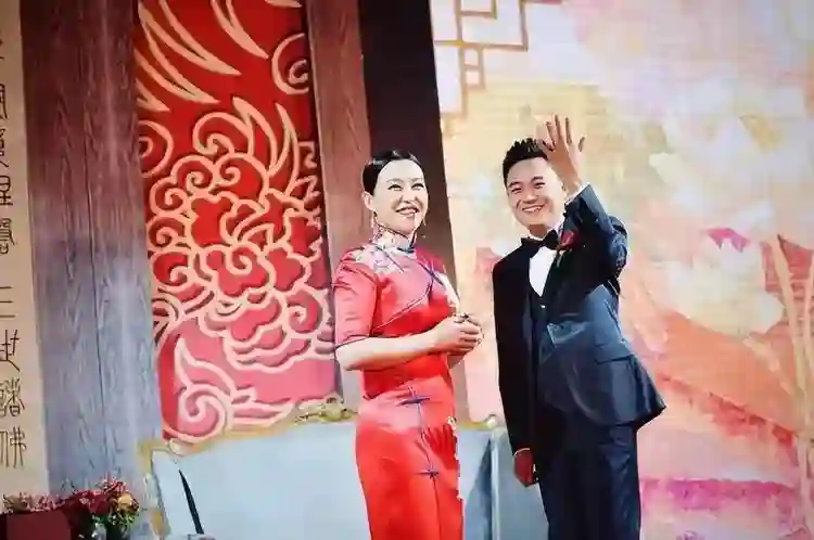 因一部戏与邓超分手，郝蕾两次婚姻皆失败，真性情揭露娱乐圈规则