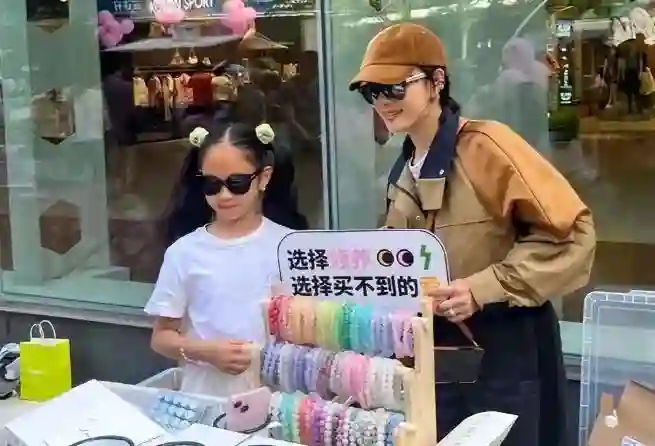 “移民风波”发酵6天后，孙俪终于更新动态，郭德纲的话真说对了